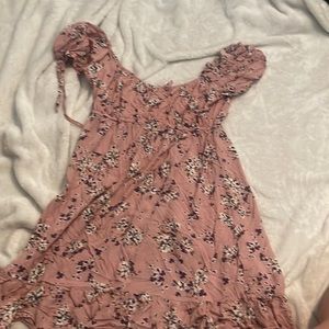 Very stretchy on the waist area